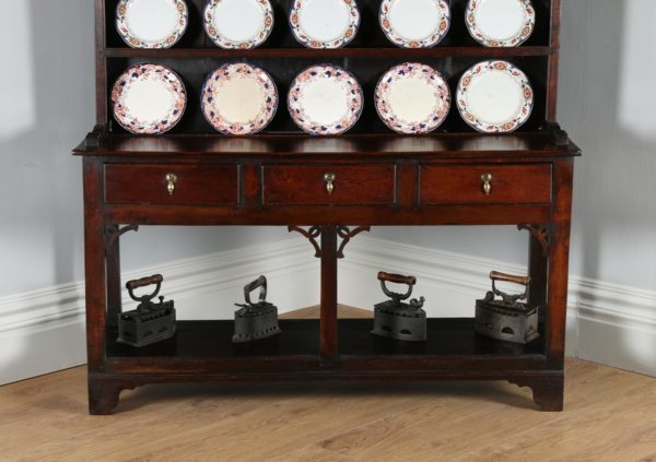 Antique George II Carmarthenshire Welsh Dresser Base & Rack (Circa 1750)