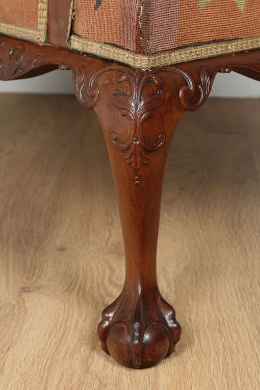 Antique Georgian Chippendale Style Mahogany Gainsborough Armchair (Circa 1890)