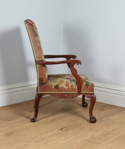 Antique Georgian Chippendale Style Mahogany Gainsborough Armchair (Circa 1890)