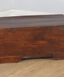 Antique English Georgian Elm & Oak Trunk Blanket Box Chest Ottoman (Circa 1780) - yolagray.com